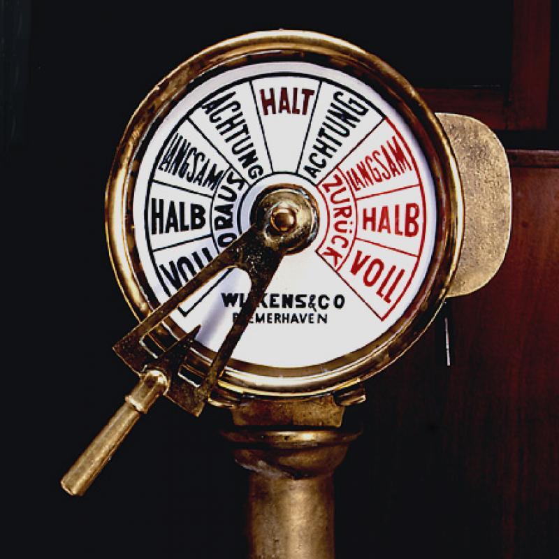 Maschinentelegraf auf dem Museumsschiff